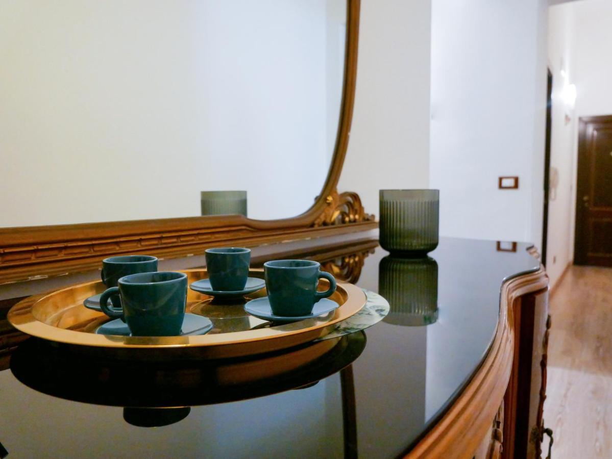 My Friend Antonia Bed & Breakfast บาร์เชลโลนา-ปอซโซ ดี กอตโต ภายนอก รูปภาพ